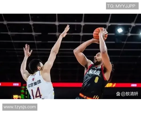 CBA焦点战山西队迎战新疆队双方争夺季后赛名额的关键对决 CBA焦点战山西队迎战新疆队双方争夺季后赛名额的关键对决