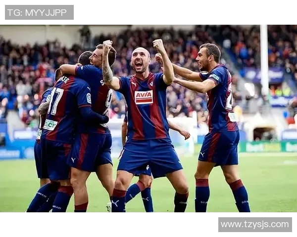 埃瓦尔主场迎战赫罗纳双方争夺宝贵积分的关键战役 埃瓦尔主场迎战赫罗纳双方争夺宝贵积分的关键战役