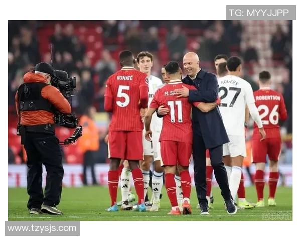 巴萨与利物浦经典对决精彩回放重温足球盛宴的激情与荣耀 巴萨与利物浦经典对决精彩回放重温足球盛宴的激情与荣耀