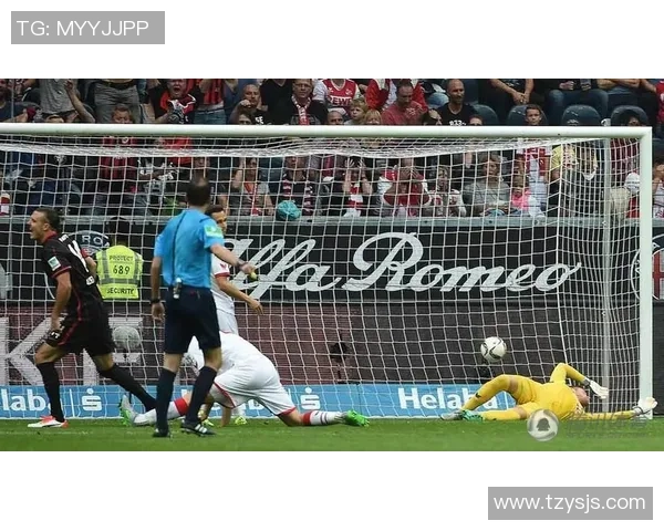 拜仁与多特精彩对决直播现场全程回顾与分析 拜仁与多特精彩对决直播现场全程回顾与分析