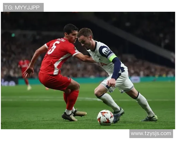 阿尔克马与奈梅亨激战正酣谁能在这场对决中笑到最后